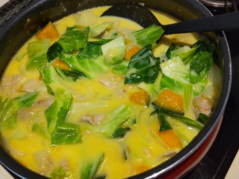 春キャベツと豚バラの濃厚スープ